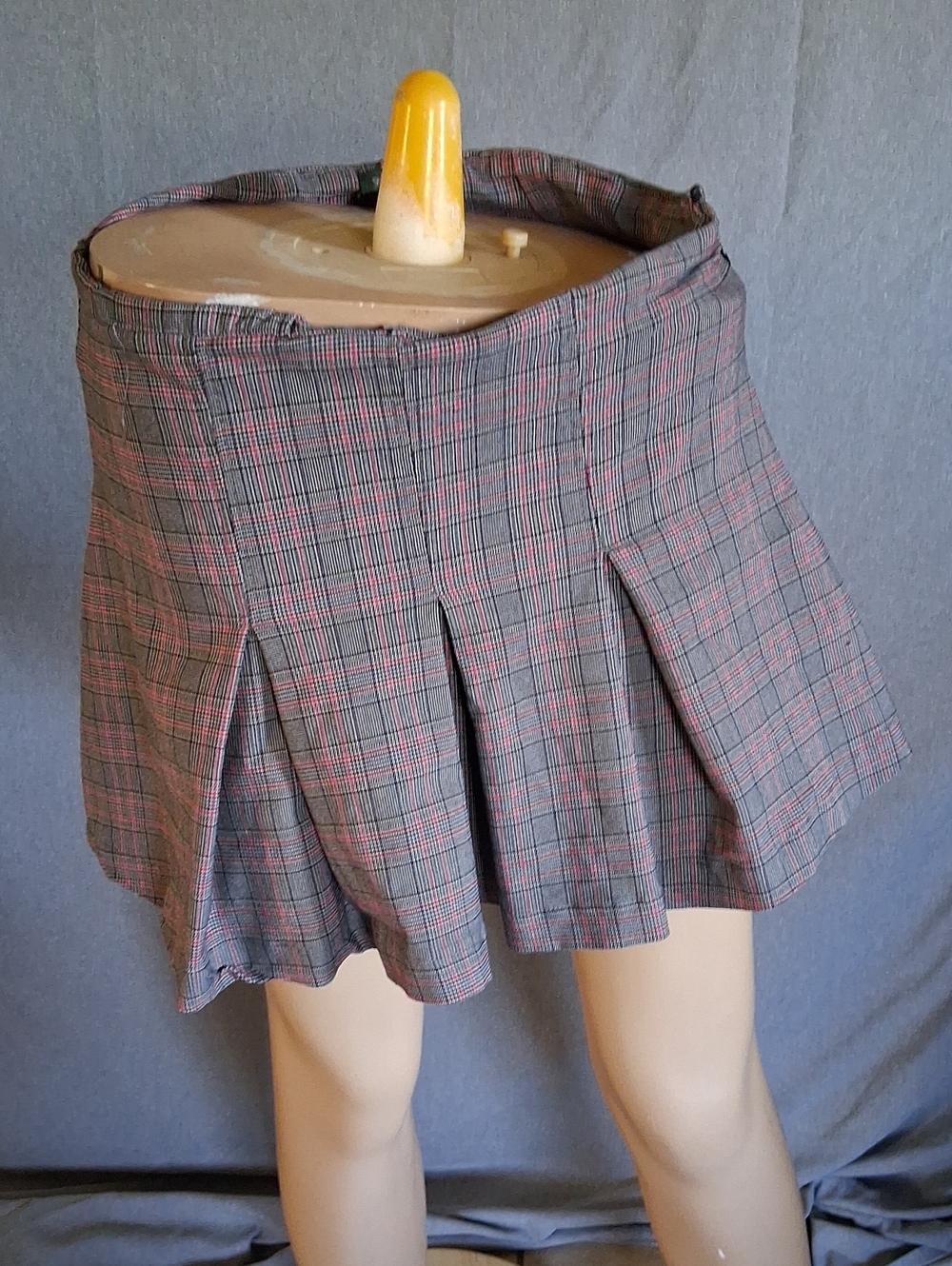 Plaid Pleated Mini Skirt in Gray and Red